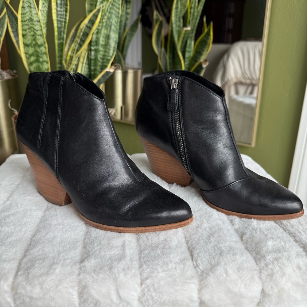 Eileen Fisher leather booties, size 7